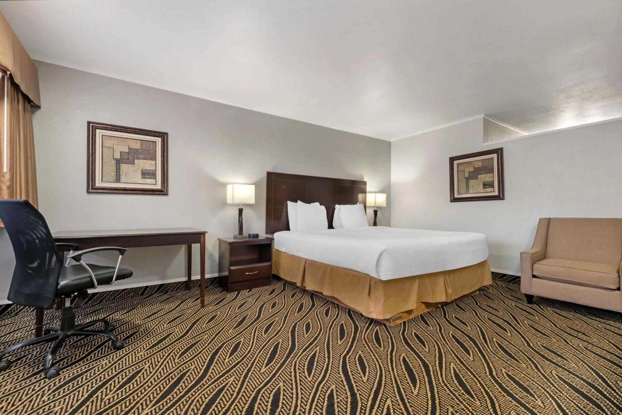 Best Western Red Carpet Inn Hereford Exterior photo